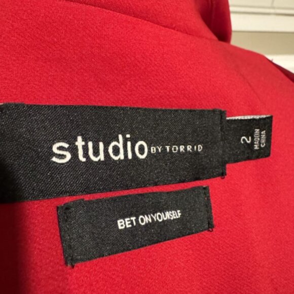 Torrid Women's Vibrant Red Blazer - Picture 4 of 5